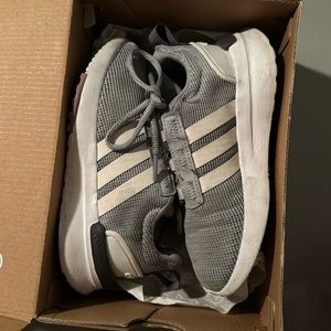 Adidas toddler boy shoes sz 11.5